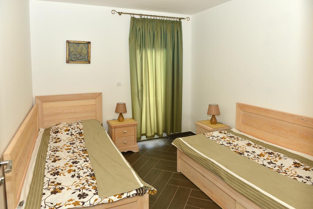 Apartments Kuljace Sveti Stefan Eksteriør billede